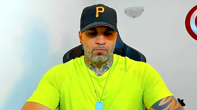 Snapshot of JoshRigby chatting on July 2026 07:51:02 PM JoshRigby online show from July 2026 07:51:02 PM