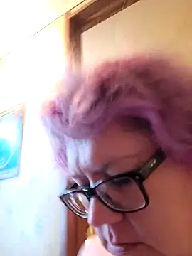 violentviolet68 online show from February 2026 02:54:02 PM