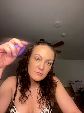 sexybriiiixoxo online show from December 2025 08:47:01 PM