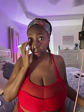 MadamGlam online show from October 2025 01:51:02 PM