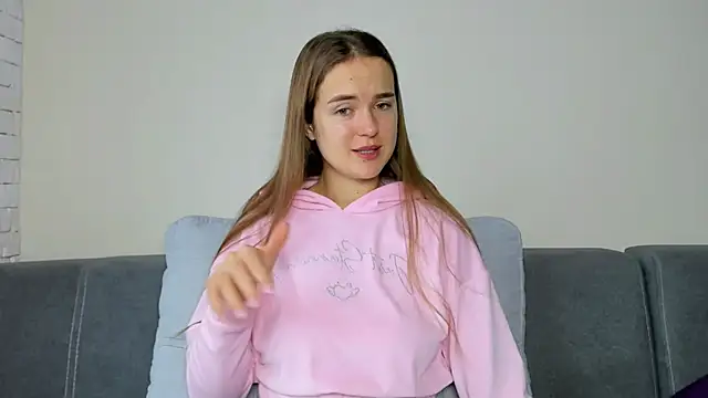 Snapshot of LilMary_ chatting on December 2025 07:28:01 AM LilMary online show from December 2025 07:28:01 AM