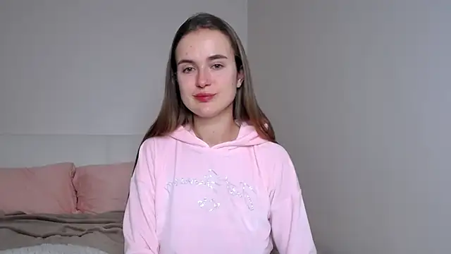 Snapshot of LilMary_ chatting on December 2025 08:24:02 PM LilMary online show from December 2025 08:24:02 PM