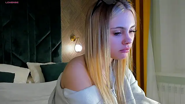 KarinaBroks online show from January 2026 10:20:02 AM