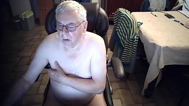 Alain633 online show from October 2025 06:22:02 AM