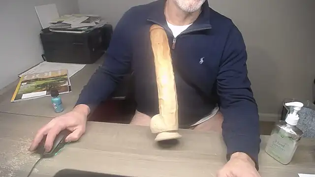 Snapshot of sackstor chatting on December 2024 10:01:01 PM sackstor online show from December 2024 10:01:01 PM