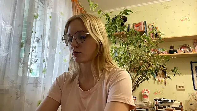 xX Looola Xx online show from October 2025 11:09:01 AM