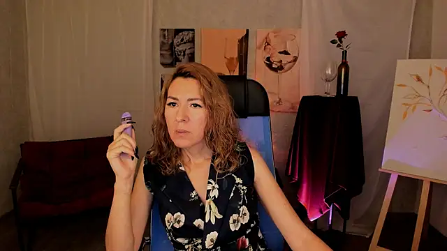 DonnaSmitth online show from October 2025 03:24:01 PM