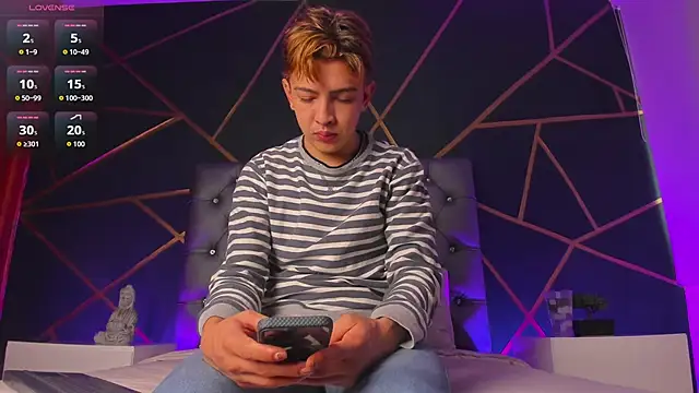 Snapshot of Lian_Miller1_ chatting on February 2026 08:16:02 PM Lian Miller1 online show from February 2026 08:16:02 PM