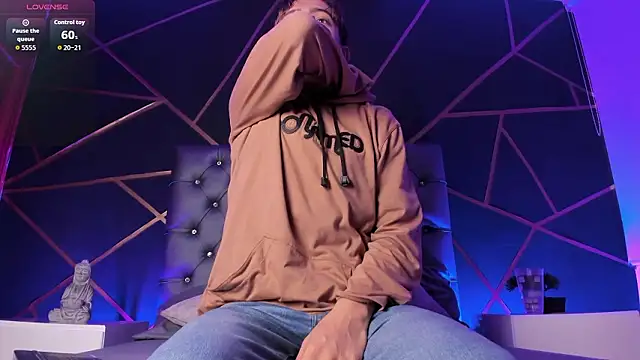 Snapshot of Lian_Miller1_ chatting on February 2026 12:23:01 PM Lian Miller1 online show from February 2026 12:23:01 PM