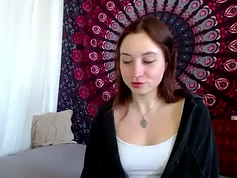 Snapshot of AdalynKiss chatting on May 2026 06:42:02 AM AdalynKiss online show from May 2026 06:42:02 AM