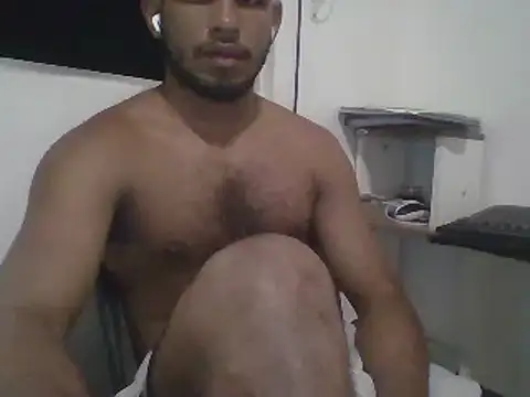 Snapshot of jesusacastrop25 chatting on June 2026 04:36:02 AM jesusacastrop25 online show from June 2026 04:36:02 AM