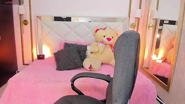 i kristi online show from February 2026 08:23:01 PM