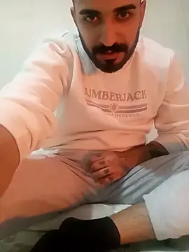 Snapshot of mehmets27 chatting on November 2025 06:14:01 PM mehmets27 online show from November 2025 06:14:01 PM