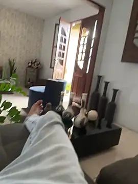 MCLZK online show from November 2025 06:17:01 PM