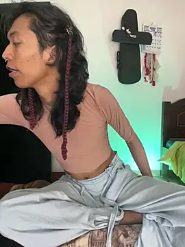 MadamLeRouge online show from February 2026 01:10:02 AM