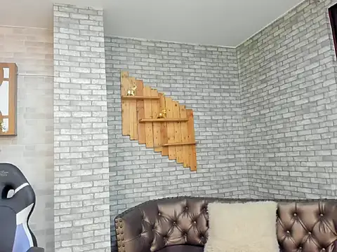 Alisonn Doll online show from November 2025 12:05:02 PM