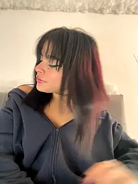 Snapshot of Veeronica_ chatting on October 2025 08:39:02 PM Veeronica online show from October 2025 08:39:02 PM