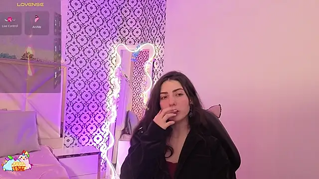 Ixchel tay online show from February 2026 03:29:02 AM