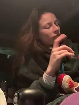 GoldenPussy1329 online show from December 2025 11:45:01 PM