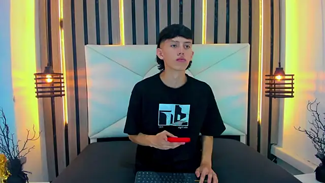 thaigo twink38 online show from March 2026 07:51:02 PM