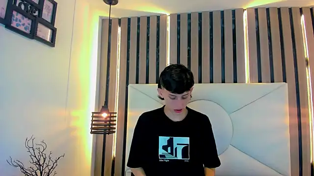 thaigo twink38 online show from April 2026 03:34:02 AM