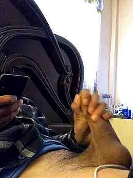 Charly4 20 online show from October 2025 04:08:01 PM