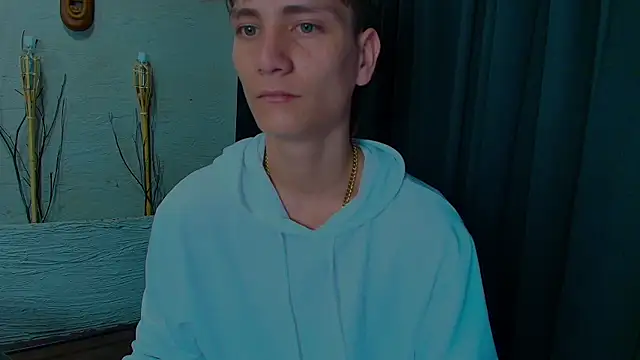 ZackMaye online show from October 2025 03:26:01 AM