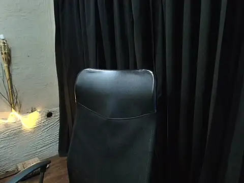 ZackMaye online show from October 2025 03:37:01 AM