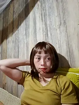 Tuyet xx online show from October 2025 02:18:02 PM