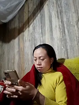 Tuyet xx online show from December 2025 10:40:02 PM