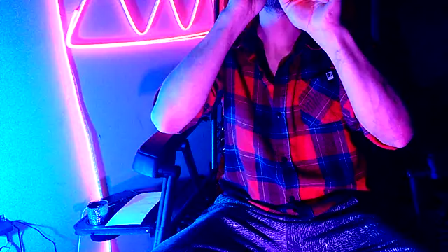 highinhtxx online show from November 2025 06:36:02 AM