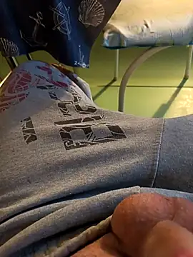 Snapshot of SugaryFinder1 chatting on February 2026 03:07:01 PM SugaryFinder1 online show from February 2026 03:07:01 PM