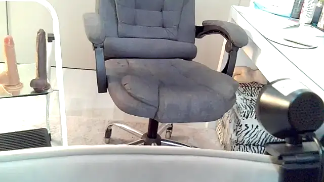 Jockstrap3x online show from December 2025 01:16:02 PM