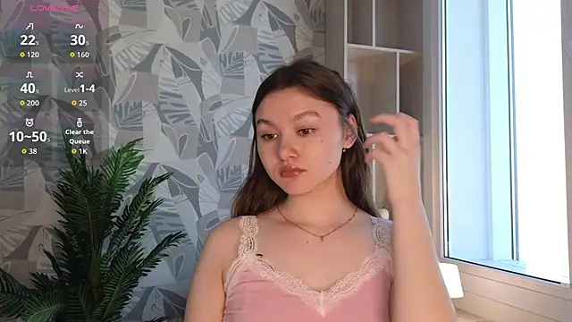 LewisThrone online show from November 2025 03:18:02 AM