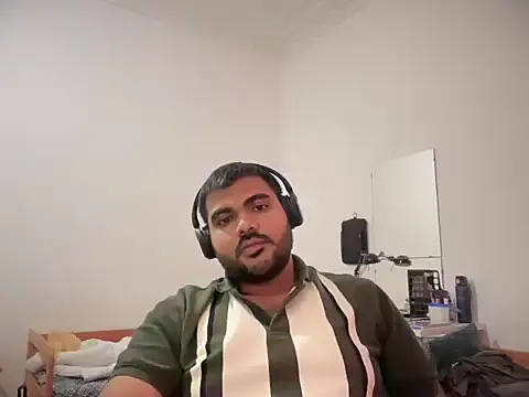 Snapshot of Romeo_Sam2 chatting on July 2026 04:03:01 PM Romeo Sam2 online show from July 2026 04:03:01 PM