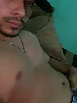 Zafirito online show from November 2025 09:13:02 PM