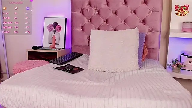 julianaarboleda online show from December 2024 03:37:02 PM