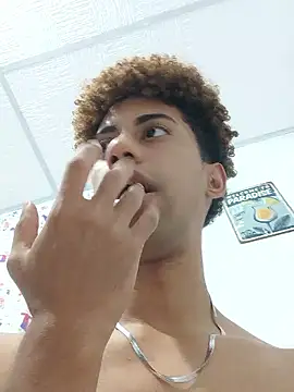 Snapshot of The_boy_good chatting on January 2026 09:29:01 PM The boy good online show from January 2026 09:29:01 PM