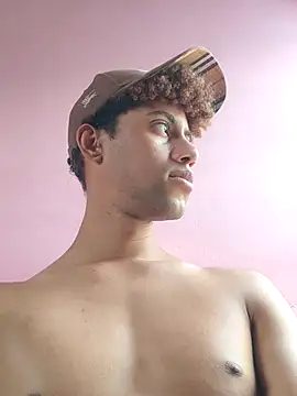 Snapshot of The_boy_good chatting on February 2026 05:50:01 PM The boy good online show from February 2026 05:50:01 PM