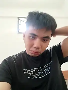 henry9933 online show from September 2025 01:44:02 AM