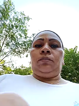 Dirty Candy online show from November 2025 12:18:01 PM