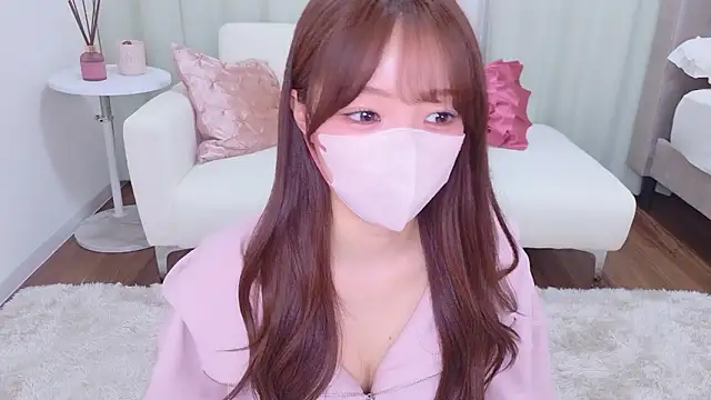 Seira  nn online show from April 2026 02:18:02 PM