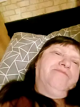 Apeesynka55211 online show from March 2026 03:45:01 AM