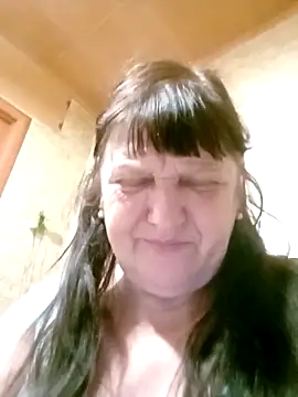 Apeesynka55211 online show from March 2026 09:18:02 PM