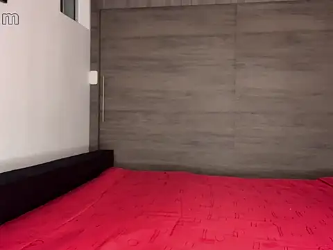 strongManLatino online show from April 2026 05:13:01 AM