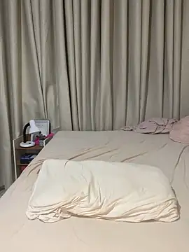 Snapshot of Livpoppe chatting on February 2026 12:05:02 AM Livpoppe online show from February 2026 12:05:02 AM