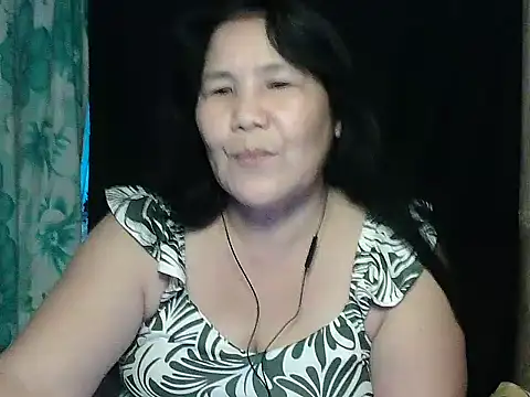 Snapshot of milagrose_rose chatting on May 2026 11:45:02 PM milagrose rose online show from May 2026 11:45:02 PM