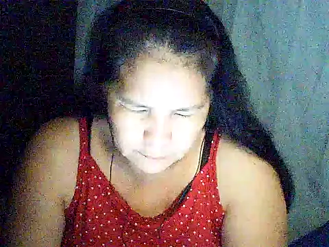 Snapshot of milagrose_rose chatting on June 2026 08:40:01 PM milagrose rose online show from June 2026 08:40:01 PM