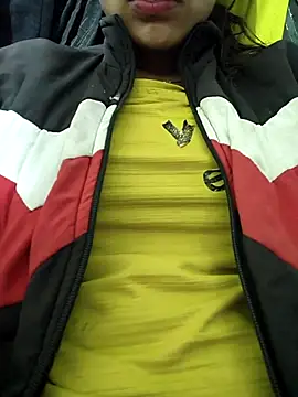 Snapshot of Hotty_ruvi chatting on October 2025 07:25:01 PM Hotty ruvi online show from October 2025 07:25:01 PM