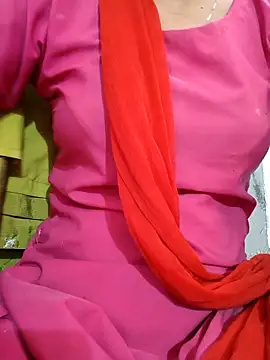 Snapshot of Hotty_ruvi chatting on November 2025 06:05:01 AM Hotty ruvi online show from November 2025 06:05:01 AM